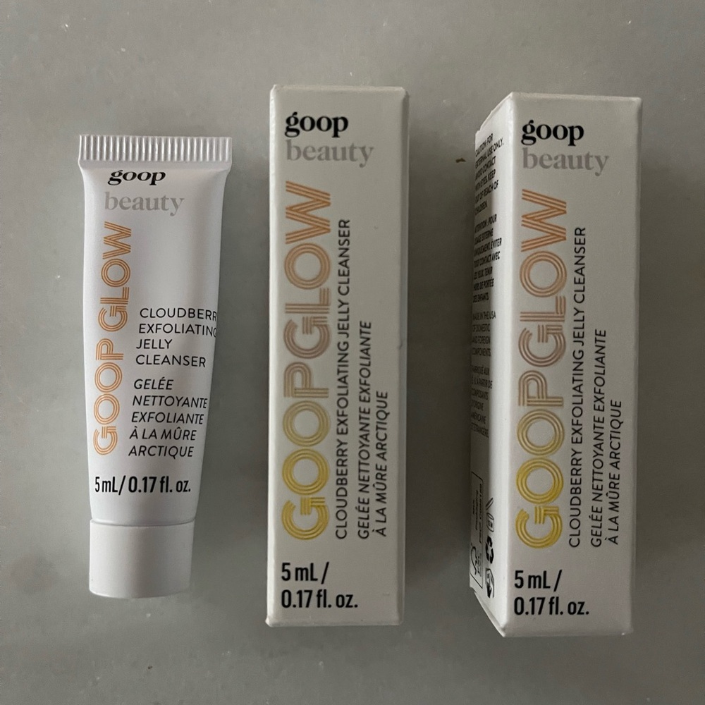 GOOPGLOW Exfoliating Jelly Cleanser - White